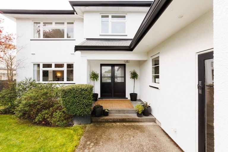 Photo of property in 73 Jickell Street, Hokowhitu, Palmerston North, 4410