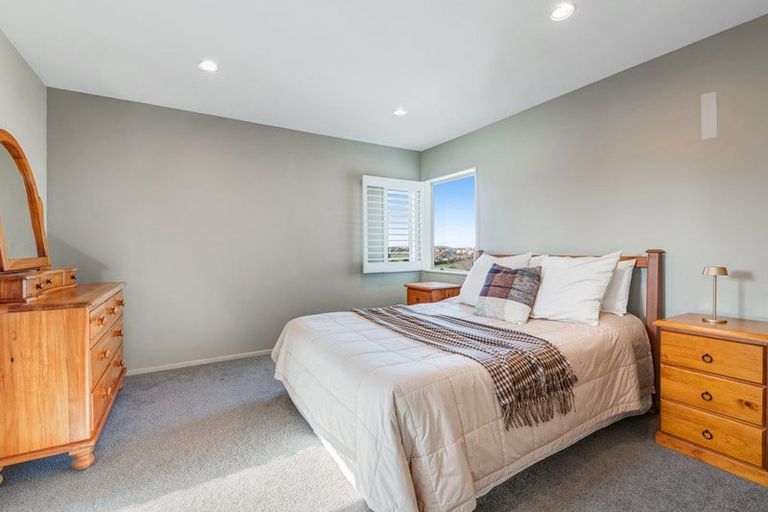 Photo of property in 7d Mariner Drive, Gulf Harbour, Whangaparaoa, 0930
