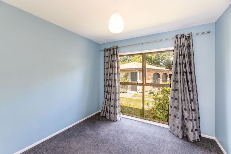 Photo of property in 56 Buckleys Road, Rangiora, 7400