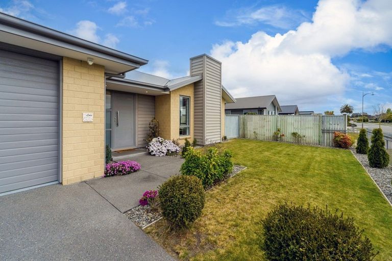 Photo of property in 11 Beachvale Drive, Kaiapoi, 7630