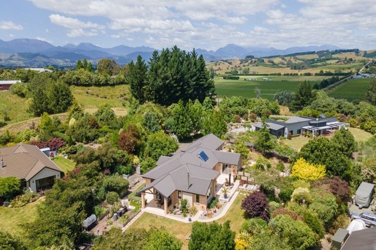 Photo of property in 2 Toetoe Lane, Redwood Valley, Richmond, 7081