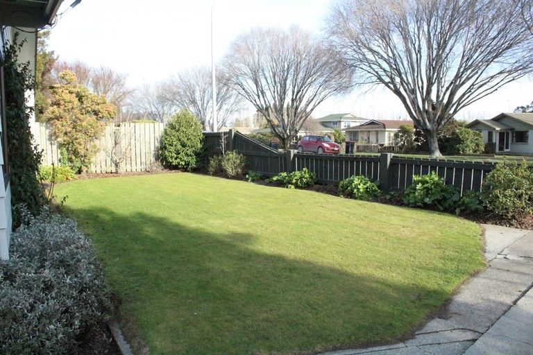 Photo of property in 135 Great North Road, Winton, 9720