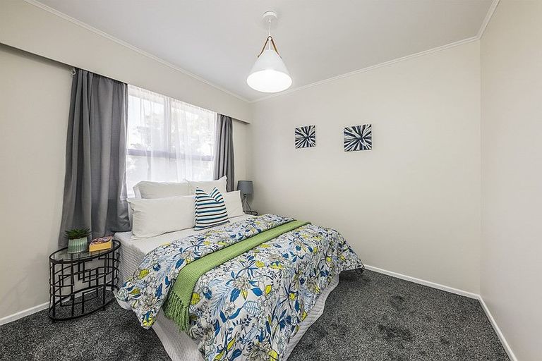 Photo of property in 16 Eastburn Street, Papakura, 2110