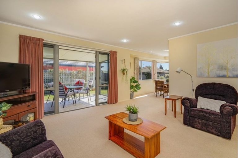 Photo of property in 32 Masefield Street, Stoke, Nelson, 7011