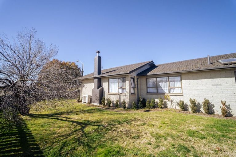 Photo of property in 243 Flaxmere Avenue, Flaxmere, Hastings, 4120