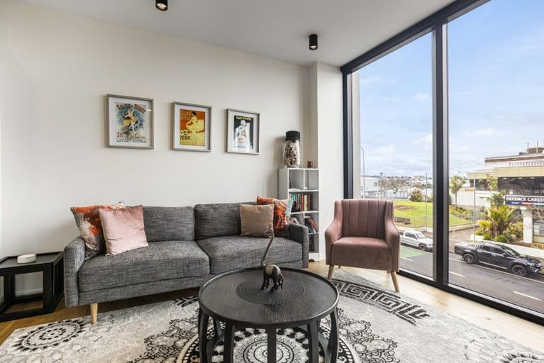 Photo of property in Crest Apartments, 110/199 Great North Road, Grey Lynn, Auckland, 1021