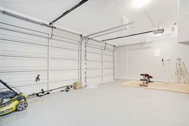 Photo of property in 7a Greenfield Drive, Western Heights, Hamilton, 3200