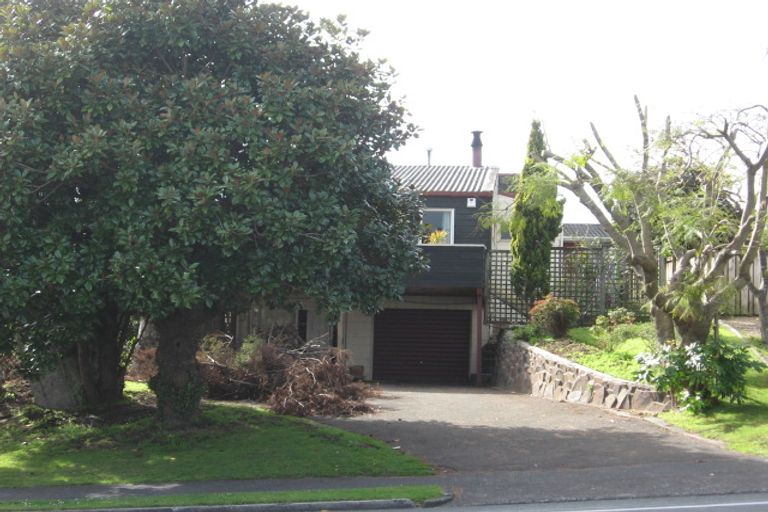 Photo of property in 28 Victory Street, Welcome Bay, Tauranga, 3112