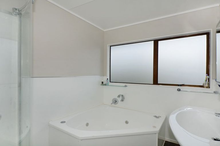 Photo of property in 14a Barclay Place, Te Kamo, Whangarei, 0112