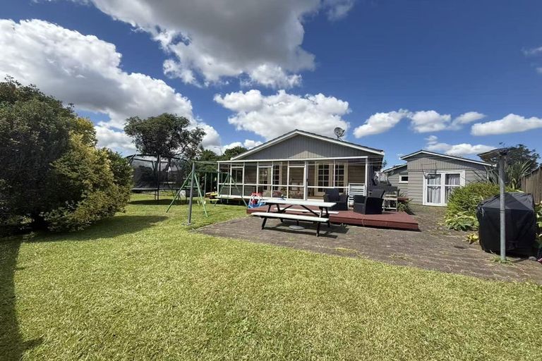 Photo of property in 12 Fiesta Drive, Half Moon Bay, Auckland, 2012
