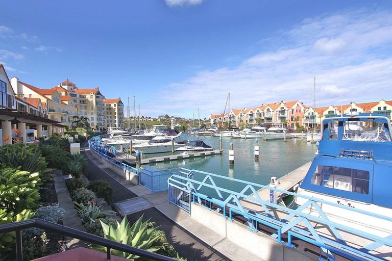 Photo of property in 105 Waterside Crescent, Gulf Harbour, Whangaparaoa, 0930