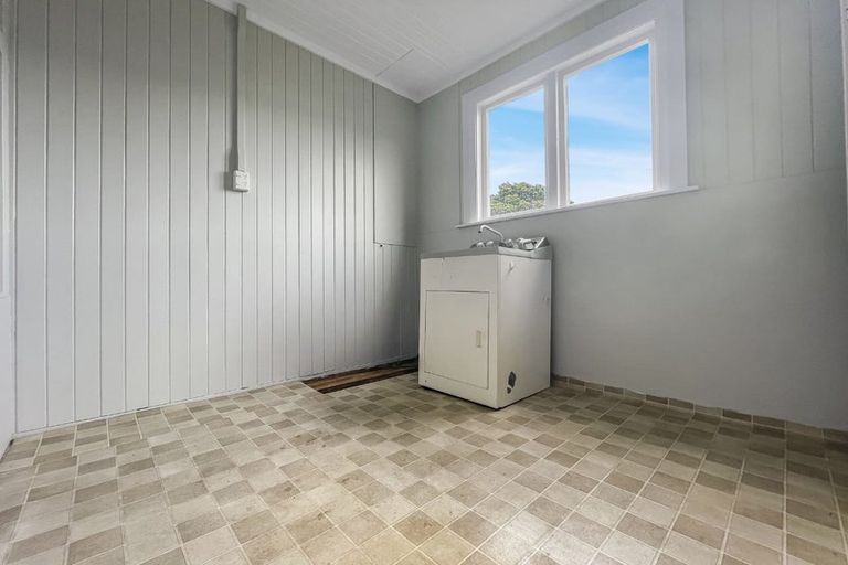 Photo of property in 3 Byron Street, Petone, Lower Hutt, 5012