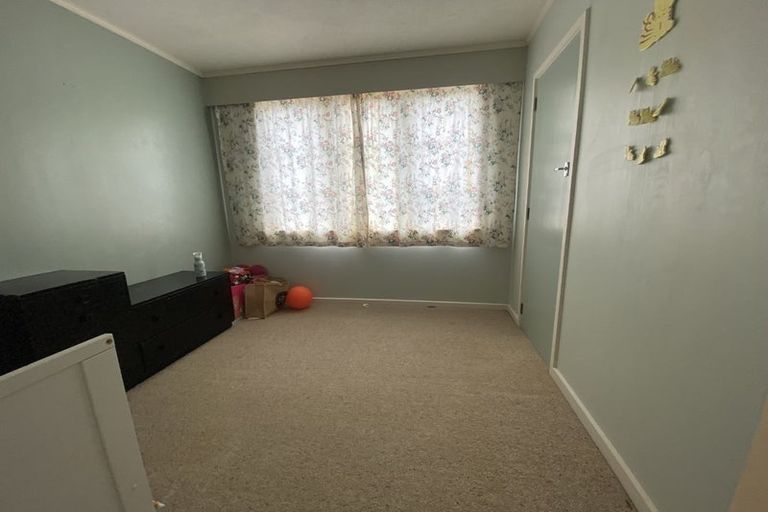 Photo of property in 10 Grey Street, Martinborough, 5711