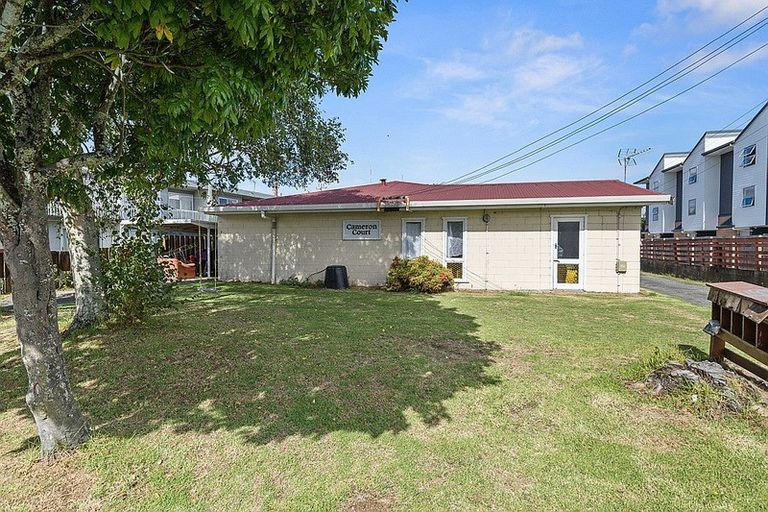 Photo of property in 43 Cameron Road, Bluff Hill, Napier, 4110