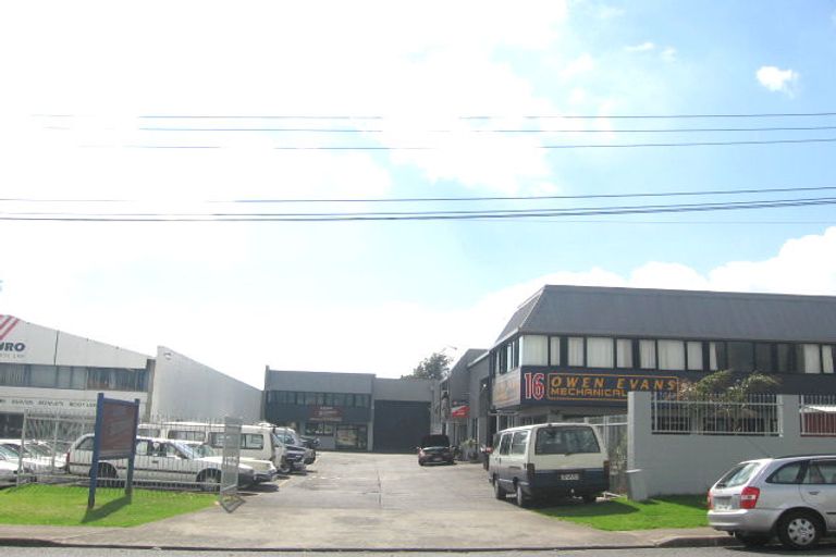 Photo of property in 16-18 Moa Street, Otahuhu, Auckland, 1062