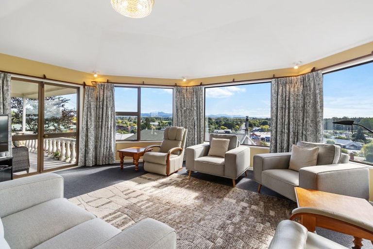 Photo of property in 10 Kyber Street, Pleasant Point, 7903