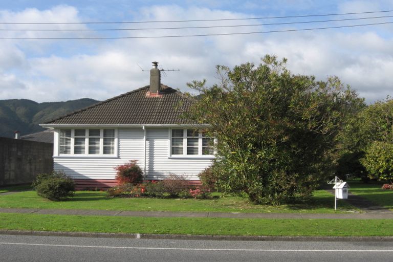 Photo of property in 221 Cambridge Terrace, Naenae, Lower Hutt, 5011
