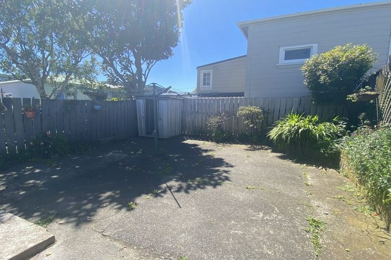 Photo of property in 17 Horner Street, Newtown, Wellington, 6021
