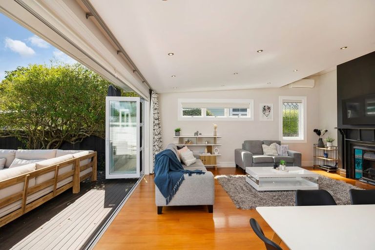 Photo of property in 26 Wairere Avenue, Mount Albert, Auckland, 1025