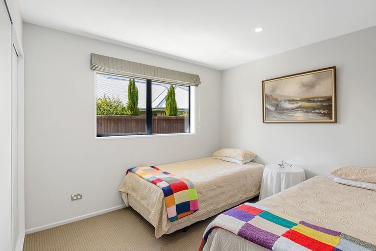 Photo of property in 15 Six Silvers Avenue, Halswell, Christchurch, 8025