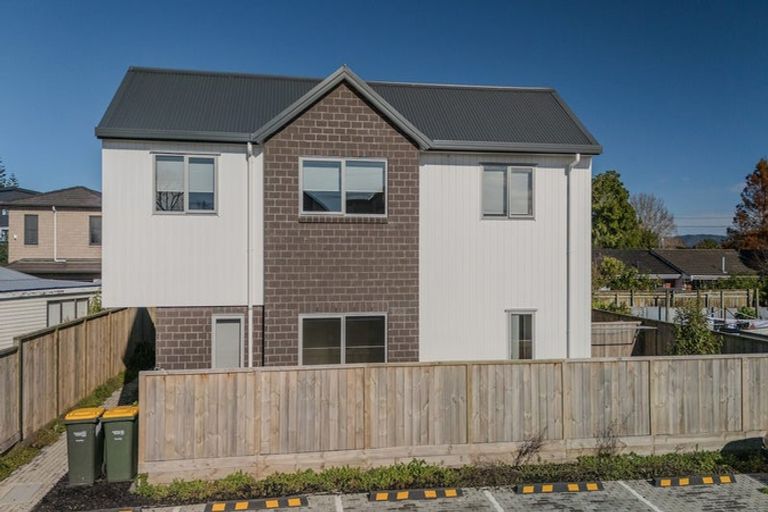 Photo of property in 7/51 Wharf Road, Te Atatu Peninsula, Auckland, 0610