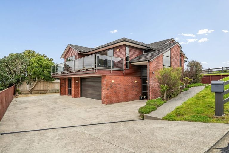 Photo of property in 115 Kirton Drive, Riverstone Terraces, Upper Hutt, 5018