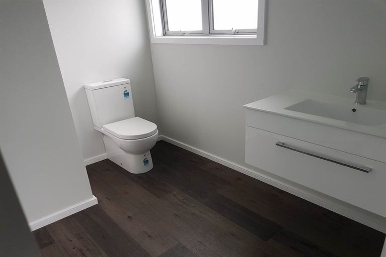 Photo of property in 15 Karearea Avenue, Kenepuru, Porirua, 5022