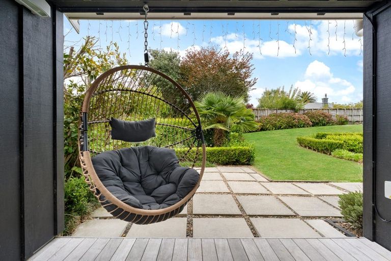 Photo of property in 22 Denehurst Drive, Waimauku, 0812