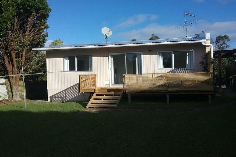 Photo of property in 7a Lynwood Road, New Lynn, Auckland, 0600