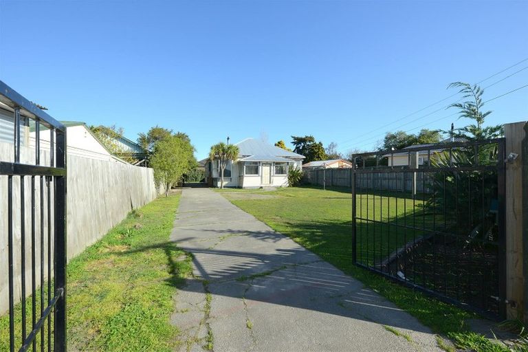 Photo of property in 1/128 Pages Road, Wainoni, Christchurch, 8061