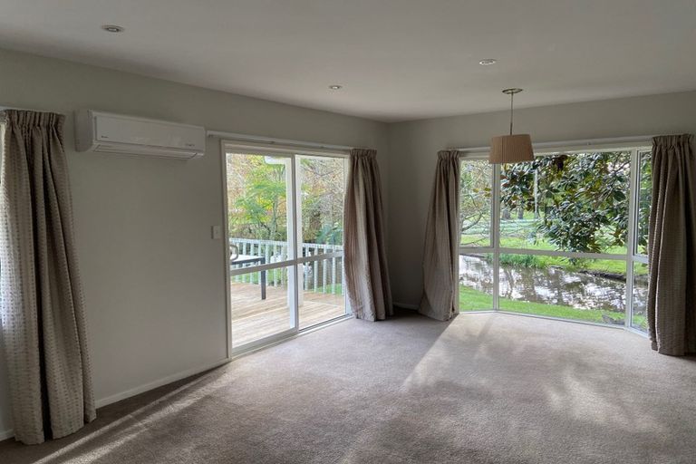 Photo of property in 435 Pine Valley Road, Dairy Flat, Silverdale, 0992