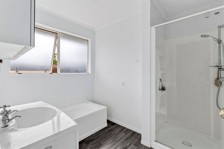 Photo of property in 30 Feary Crescent, Takaka, 7110