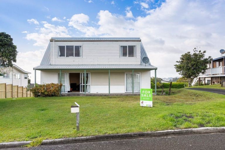 Photo of property in 417 Onemana Drive, Onemana, Whangamata, 3691