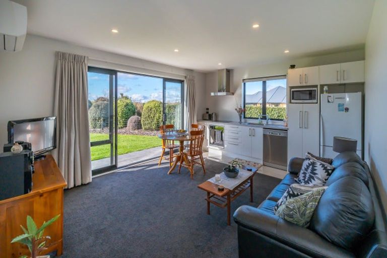 Photo of property in 14 Landsborough Drive, Darfield, 7571