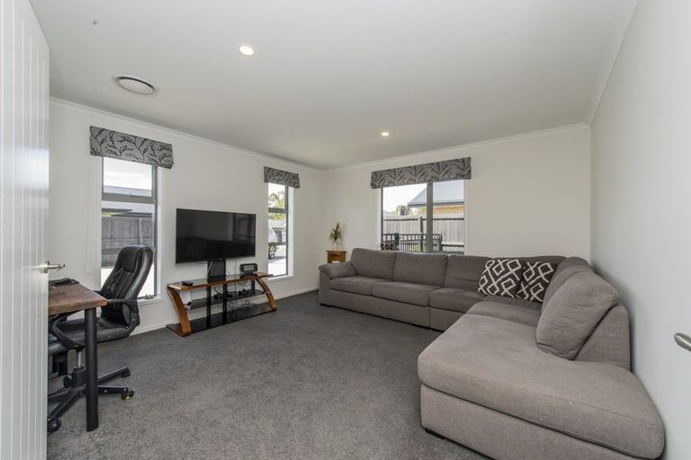 Photo of property in 12 Alpha Way, Rolleston, 7615