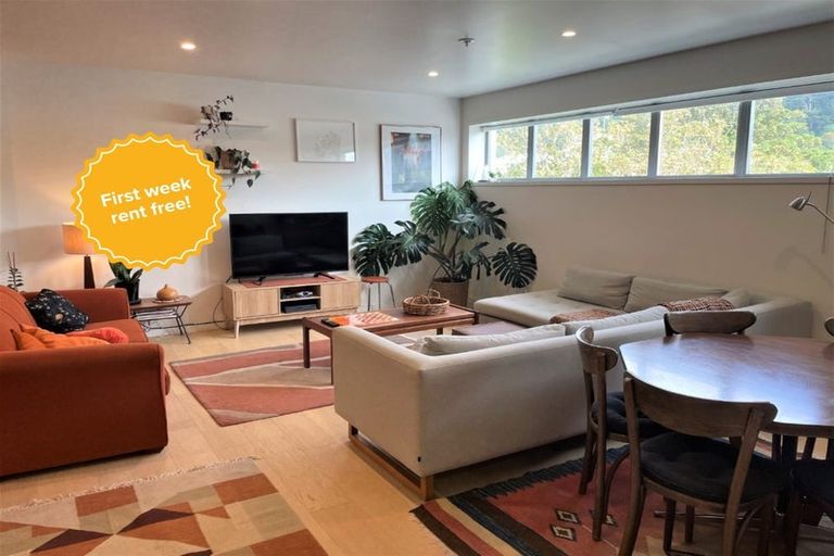 Photo of property in Quantum On Thorndon Quay, 5/163d Thorndon Quay, Pipitea, Wellington, 6011