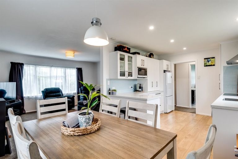 Photo of property in 12 Chester Street, Taradale, Napier, 4112