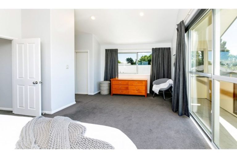 Photo of property in 17 Maurice Stanton Place, Shirley, Christchurch, 8052