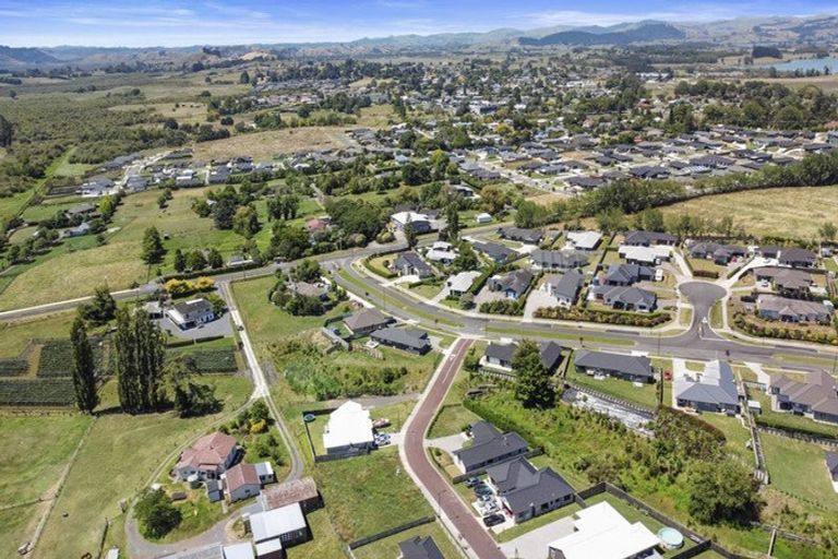 Photo of property in 6 Rongopai Close, Te Kauwhata, 3710
