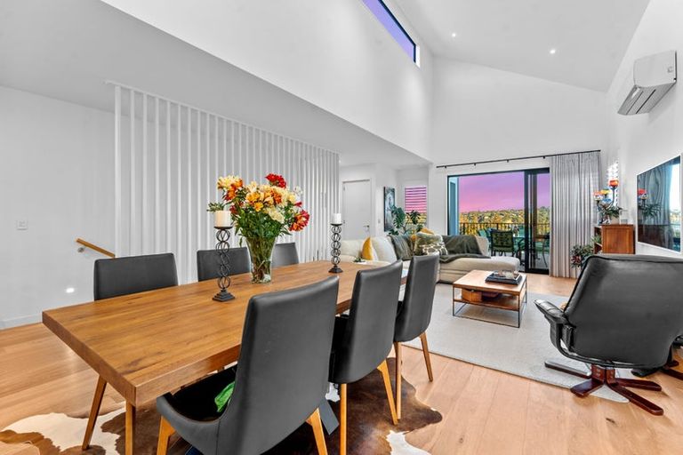 Photo of property in 22 Catalina Bay Drive, Hobsonville, Auckland, 0616