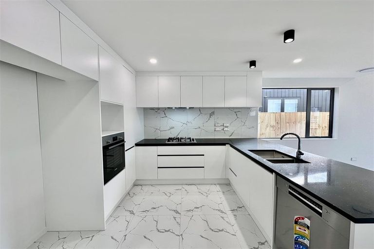 Photo of property in 42 John Gray Street, Papakura, 2110