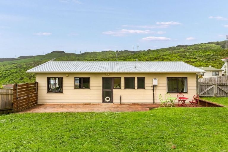 Photo of property in 32 Nassau Avenue, Grenada North, Wellington, 5028