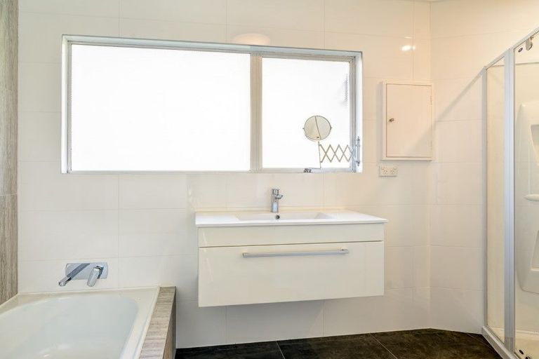 Photo of property in 68 Central Road South, Lower Moutere, Upper Moutere, 7175