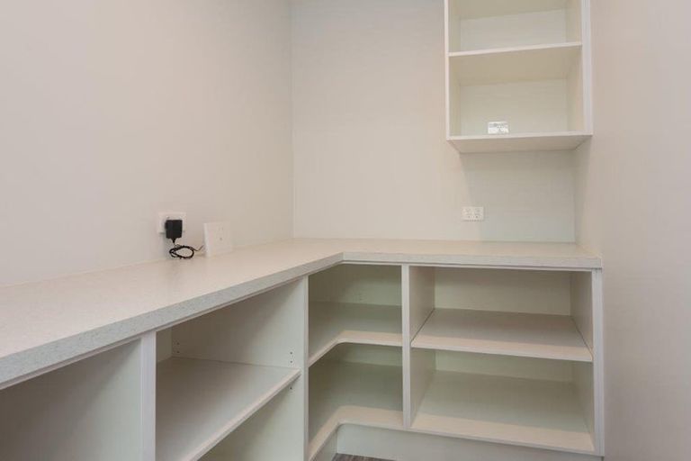 Photo of property in 1 Catchpole Place, Woodend, 7610