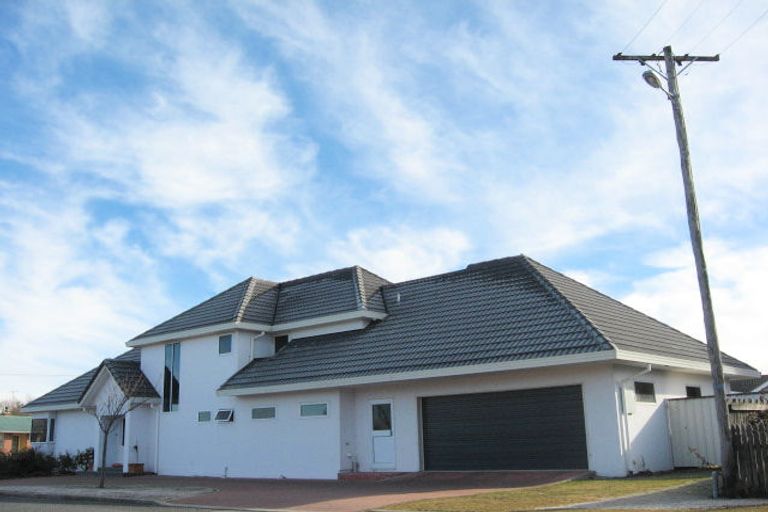 Photo of property in 1 Fraser Avenue, Ranfurly, 9332