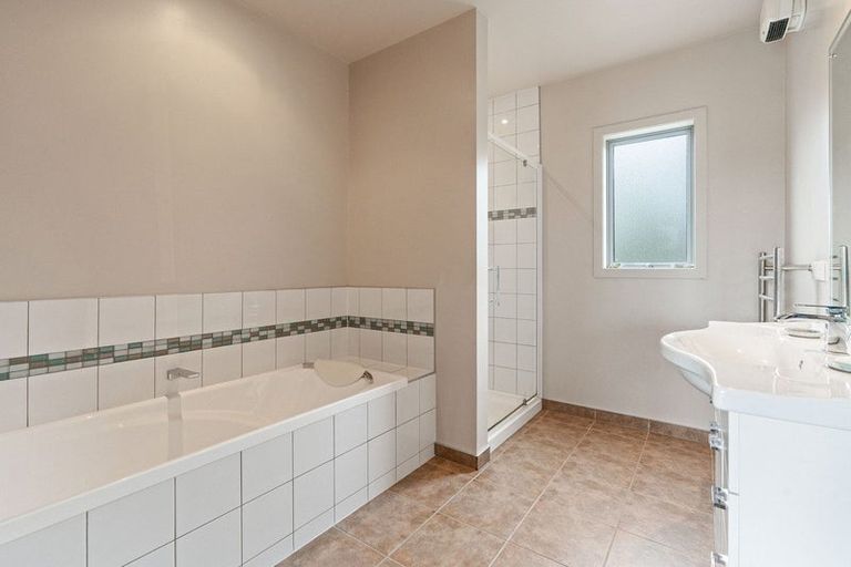 Photo of property in 22 Irwin Logan Drive, Mosgiel, 9024