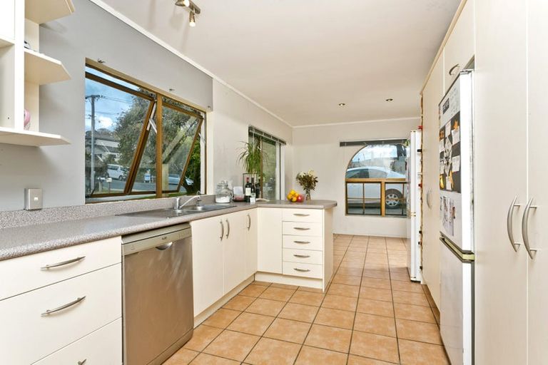 Photo of property in 6 Burns Avenue, Takapuna, Auckland, 0622