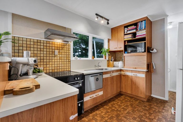 Photo of property in 17d Manu Crescent, Upper Vogeltown, New Plymouth, 4310