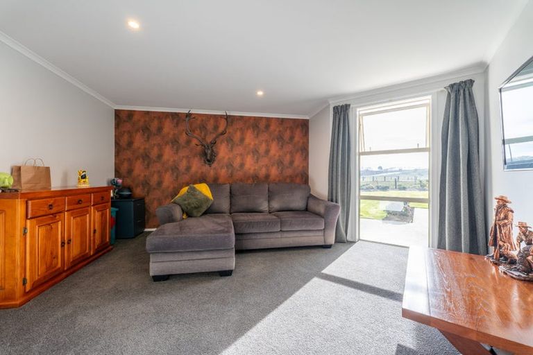 Photo of property in 27 King Street, Pareora, 7912