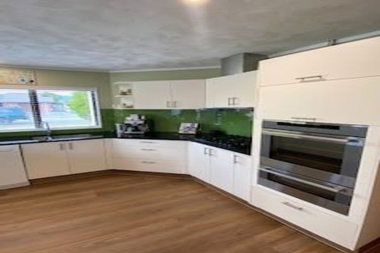 Photo of property in 61 Cedar Drive, Paraparaumu Beach, Paraparaumu, 5032